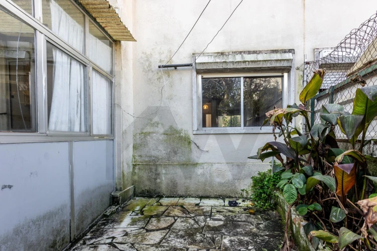 Apartamento T2 para Venda em Queluz e Belas Foto 17