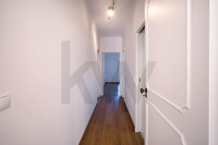 Apartamento T2 para Arrendamento em Lumiar Foto 15