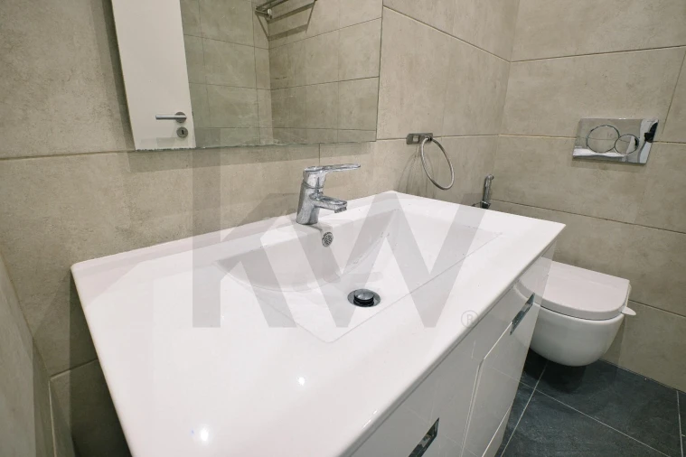 Apartamento T2 para Arrendamento em Lumiar Foto 19