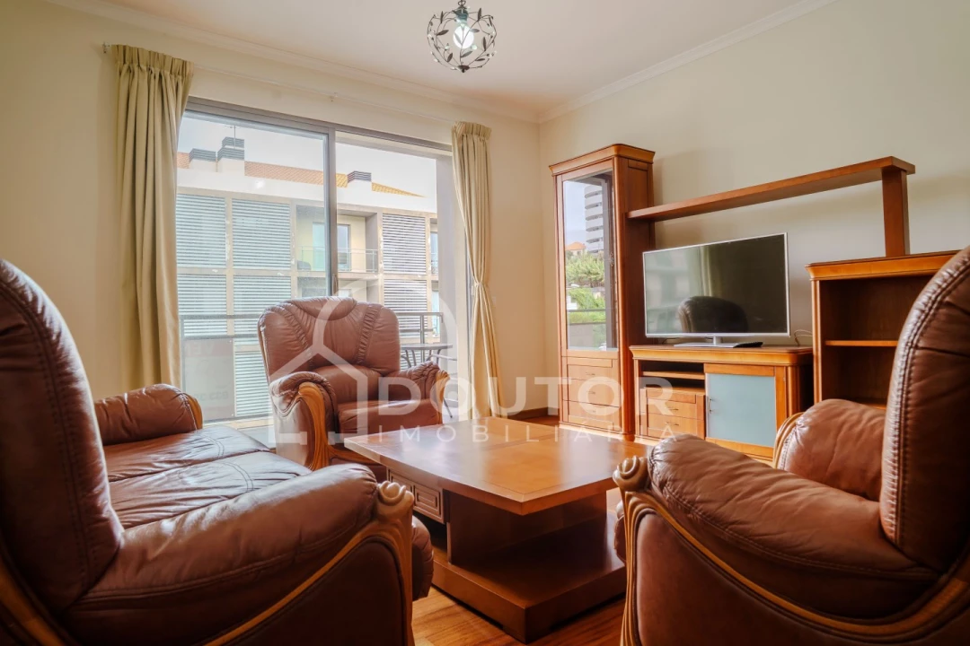 Apartamento T2 para Venda em São Martinho Foto 10