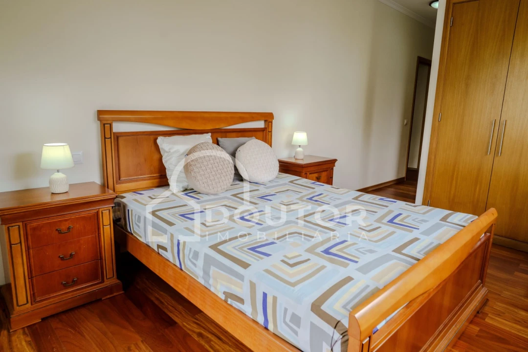 Apartamento T2 para Venda em São Martinho Foto 15