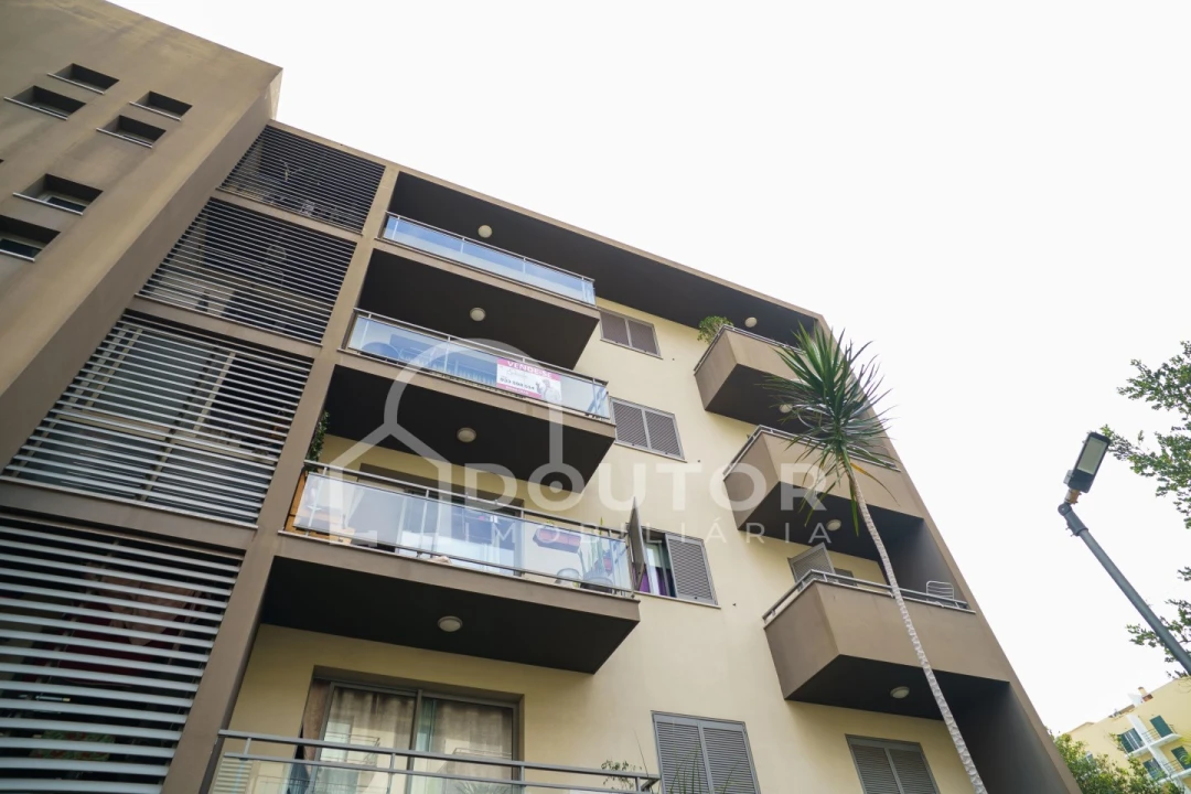 Apartamento T2 para Venda em São Martinho Foto 30