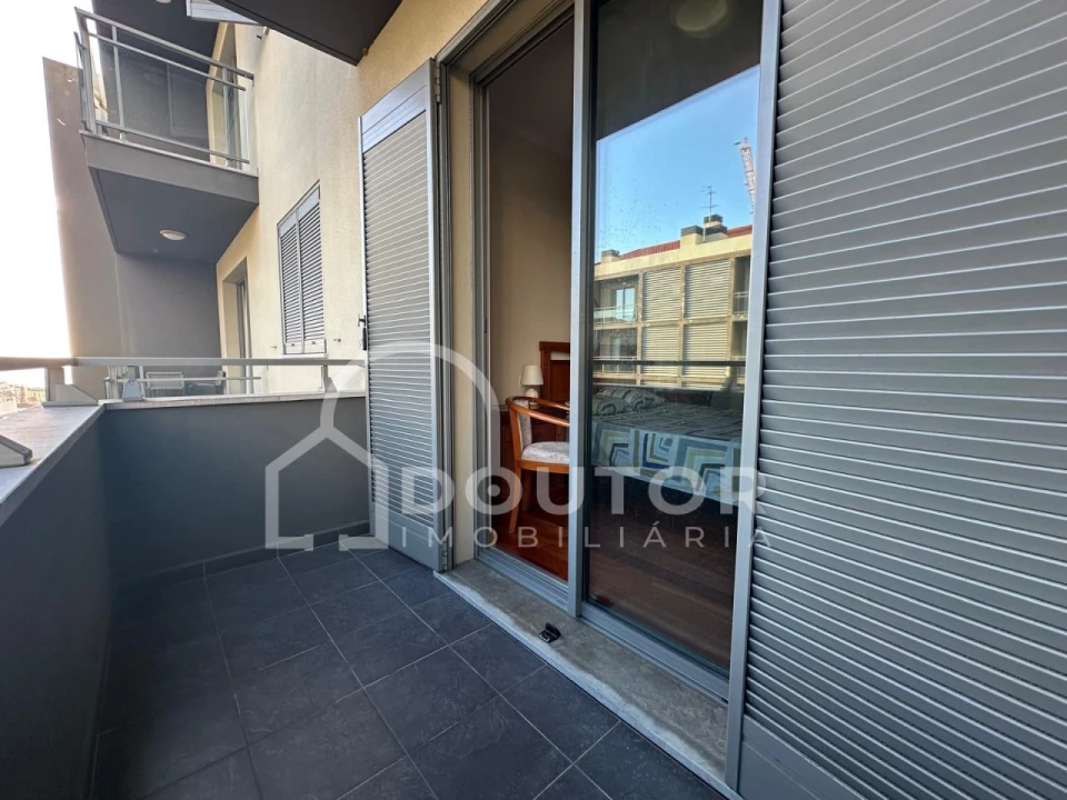 Apartamento T2 para Venda em São Martinho Foto 42