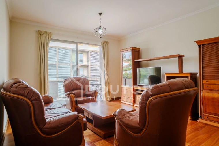 Apartamento T2 para Venda em São Martinho Foto 2