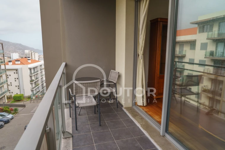 Apartamento T2 para Venda em São Martinho Foto 8