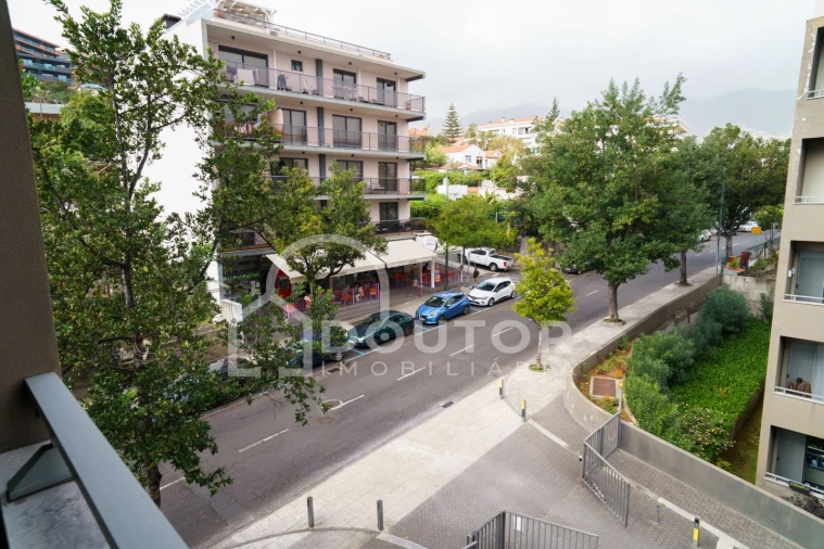 Apartamento T2 para Venda em São Martinho Foto 23