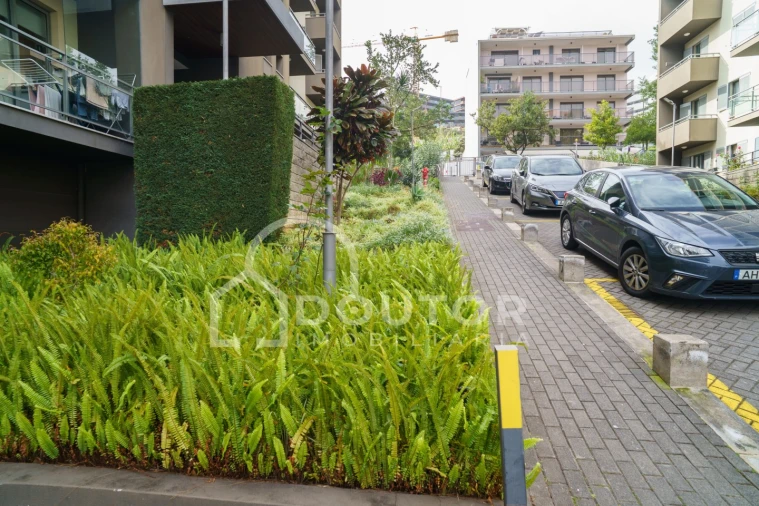 Apartamento T2 para Venda em São Martinho Foto 26