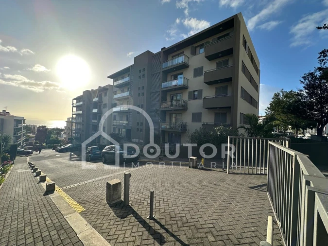 Apartamento T2 para Venda em São Martinho Foto 36