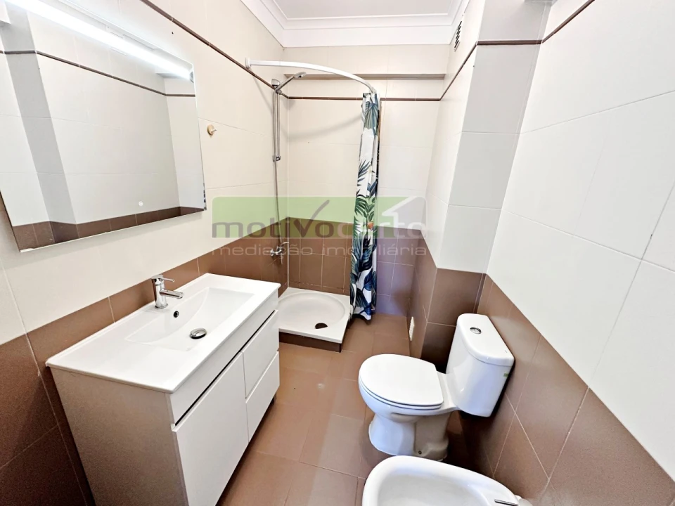 Apartamento T3 para Venda em Rio de Mouro Foto 11