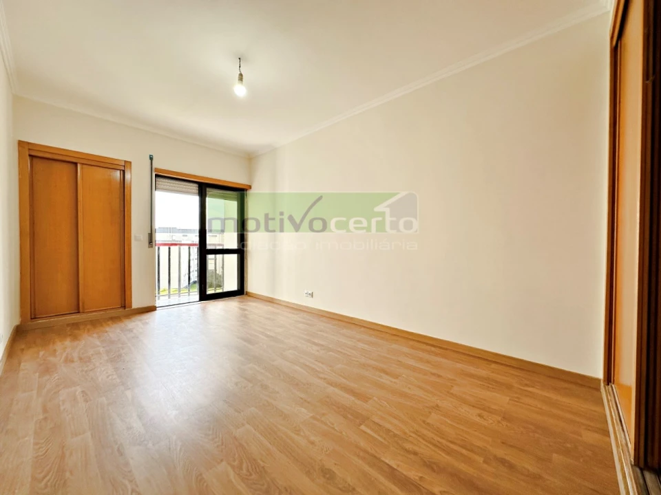 Apartamento T3 para Venda em Rio de Mouro Foto 13