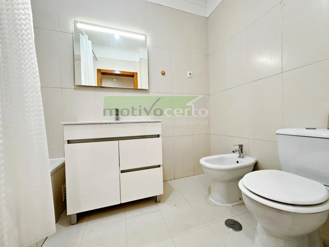 Apartamento T3 para Venda em Rio de Mouro Foto 19