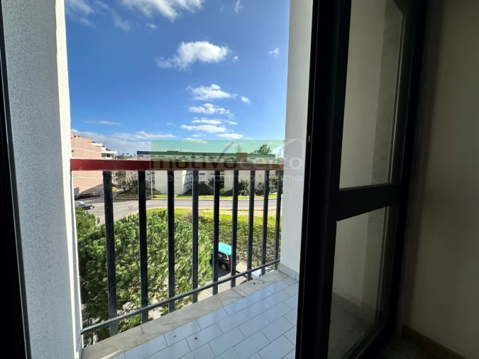 Apartamento T3 para Venda em Rio de Mouro Foto 20