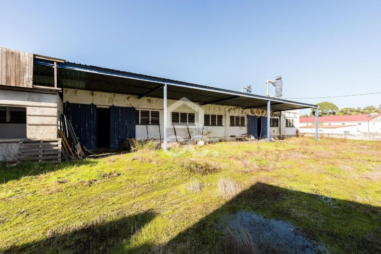 Armazém para Venda em Redondo Foto 23