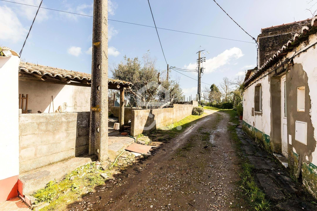 Moradia T4 para Venda em São Domingos de Ana Loura Foto 26