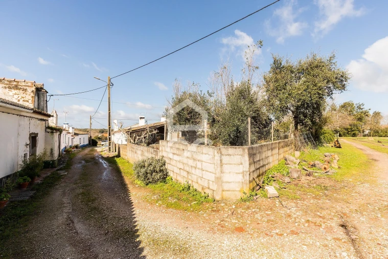 Moradia T4 para Venda em São Domingos de Ana Loura Foto 27