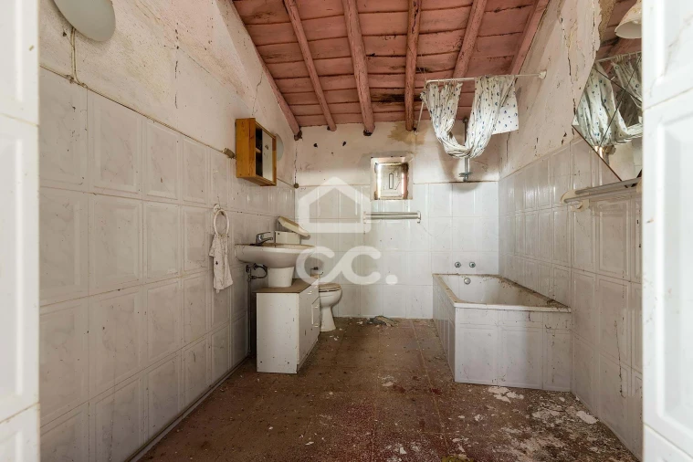 Moradia T4 para Venda em São Domingos de Ana Loura Foto 12