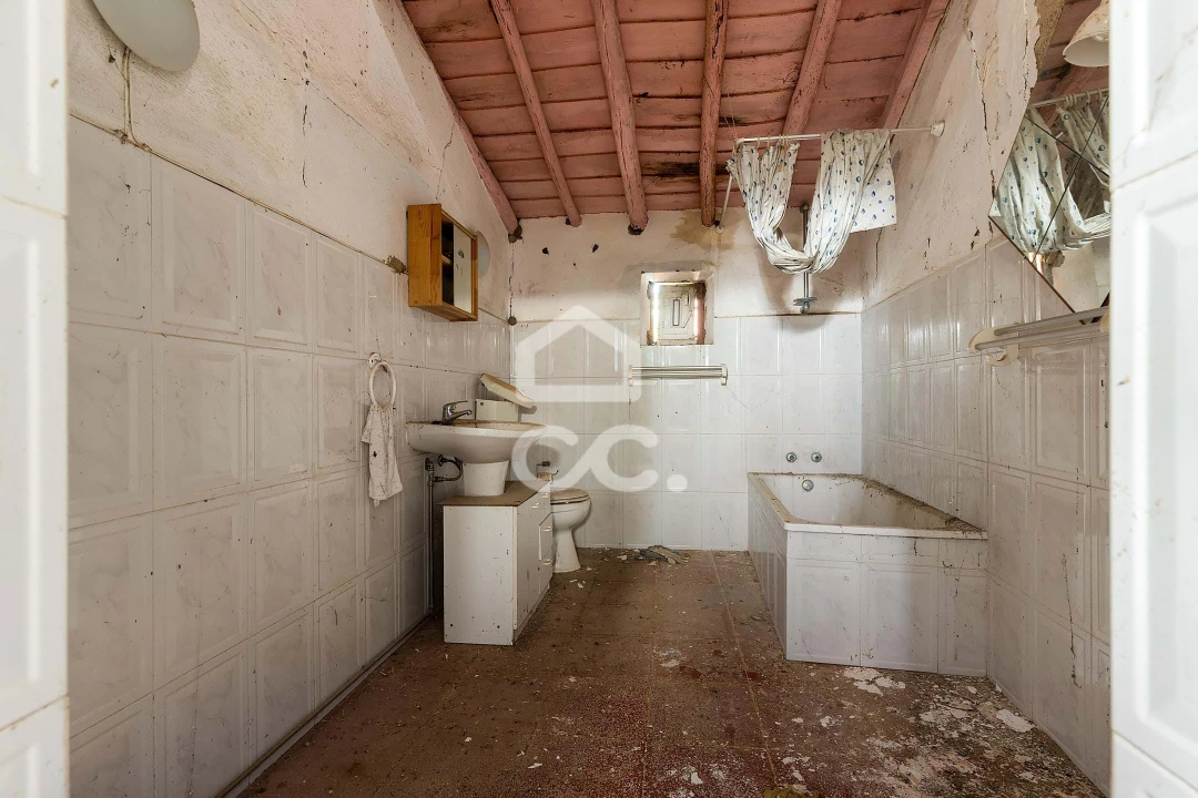 Moradia T4 para Venda em São Domingos de Ana Loura Foto 12