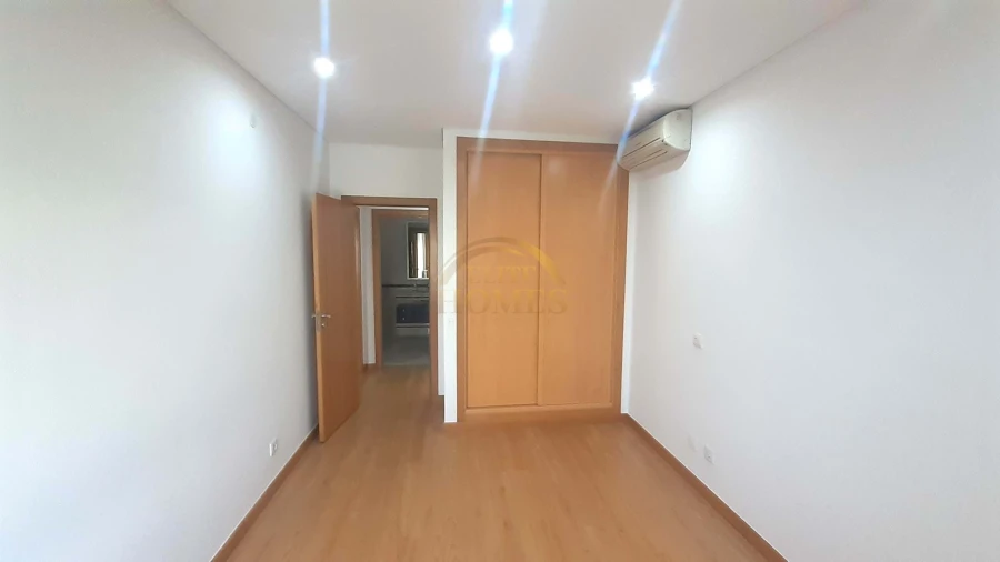 Apartamento T3 para Venda em Odivelas Foto 10