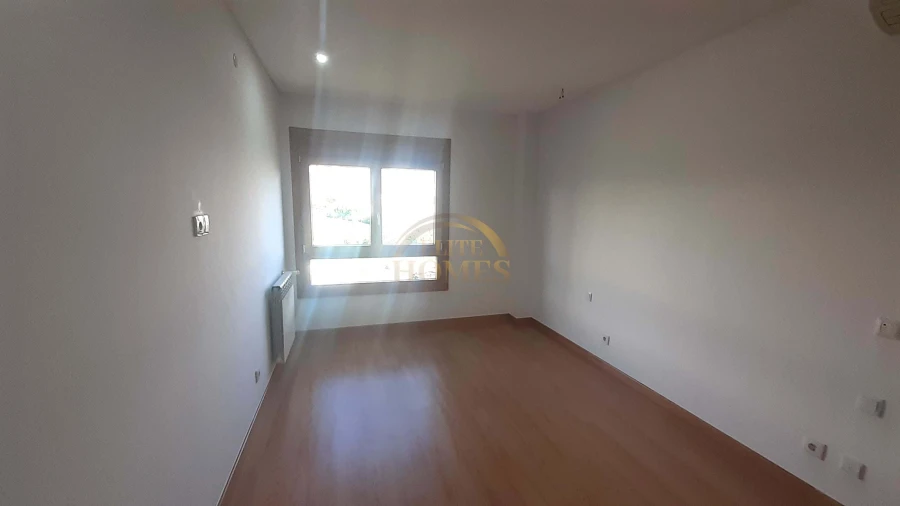 Apartamento T3 para Venda em Odivelas Foto 8