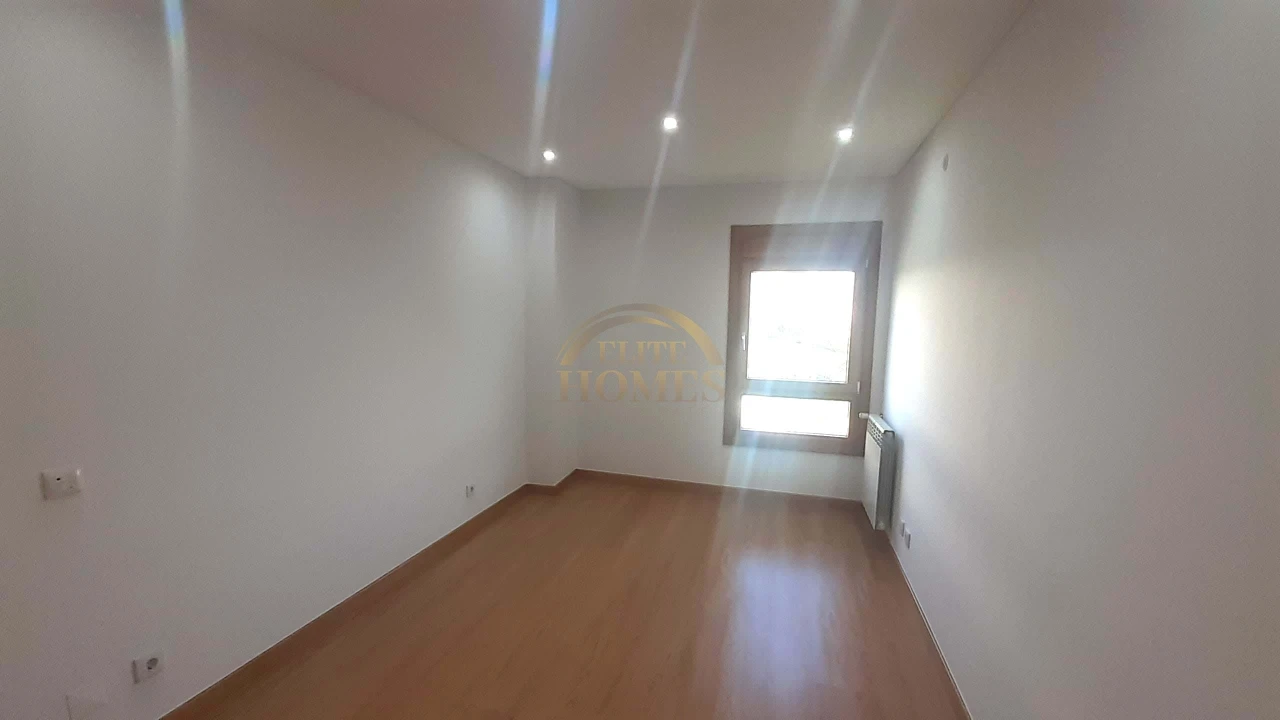 Apartamento T3 para Venda em Odivelas Foto 12