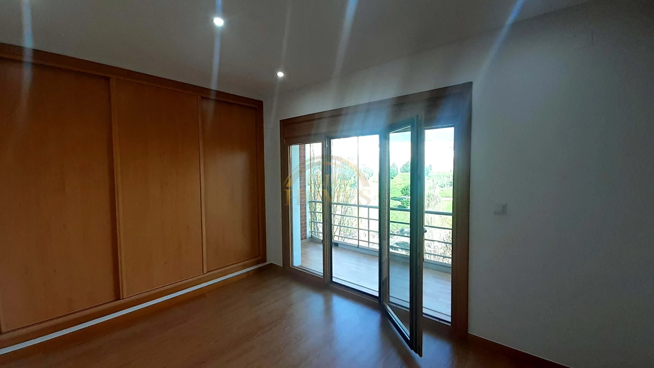 Apartamento T3 para Venda em Odivelas Foto 14