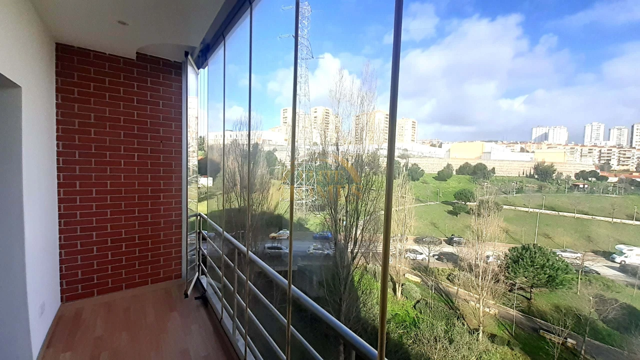 Apartamento T3 para Venda em Odivelas Foto 29