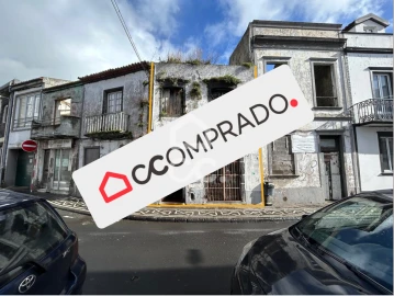 Moradia para Venda em Ponta Delgada (São José)