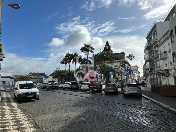 Moradia para Venda em Ponta Delgada (São José) Foto 4