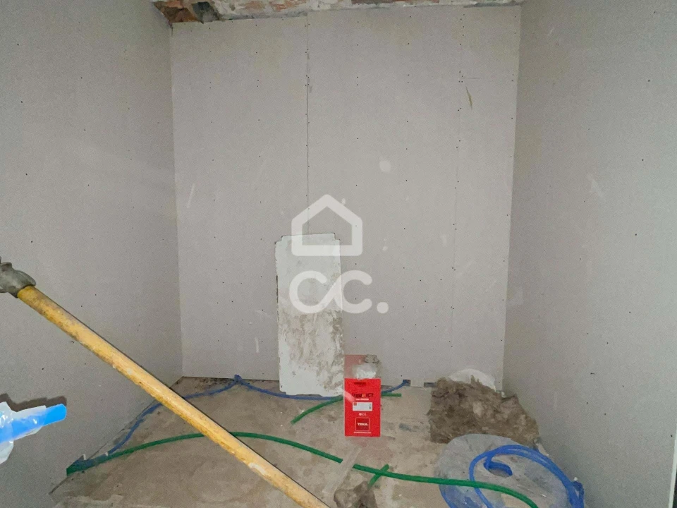 Prédio para Venda em Antas e Abade de Vermoim Foto 16