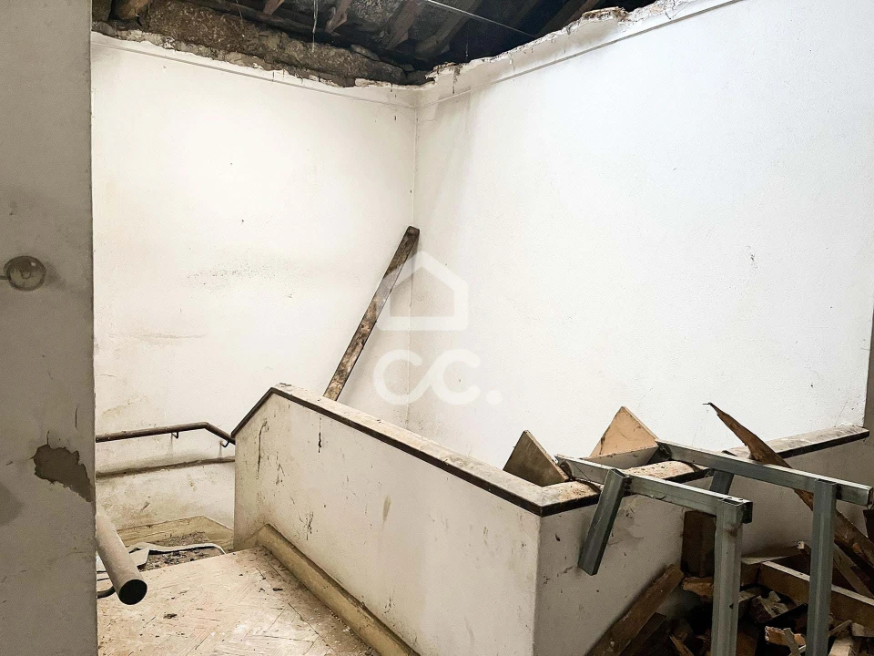 Prédio para Venda em Antas e Abade de Vermoim Foto 21