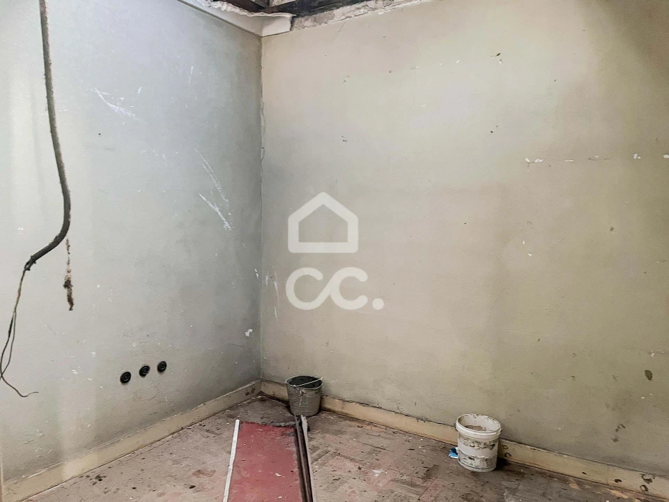 Prédio para Venda em Antas e Abade de Vermoim Foto 23