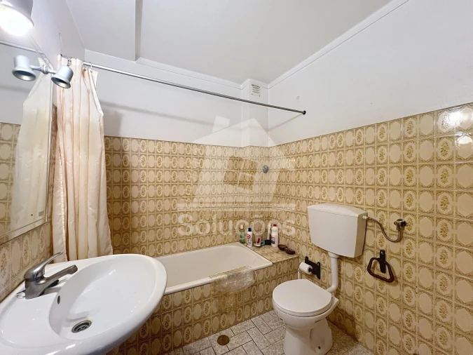 Apartamento T2 para Venda em Portimão Foto 8