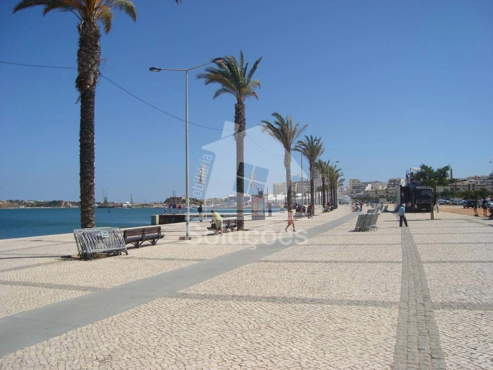 Apartamento T2 para Venda em Portimão Foto 13