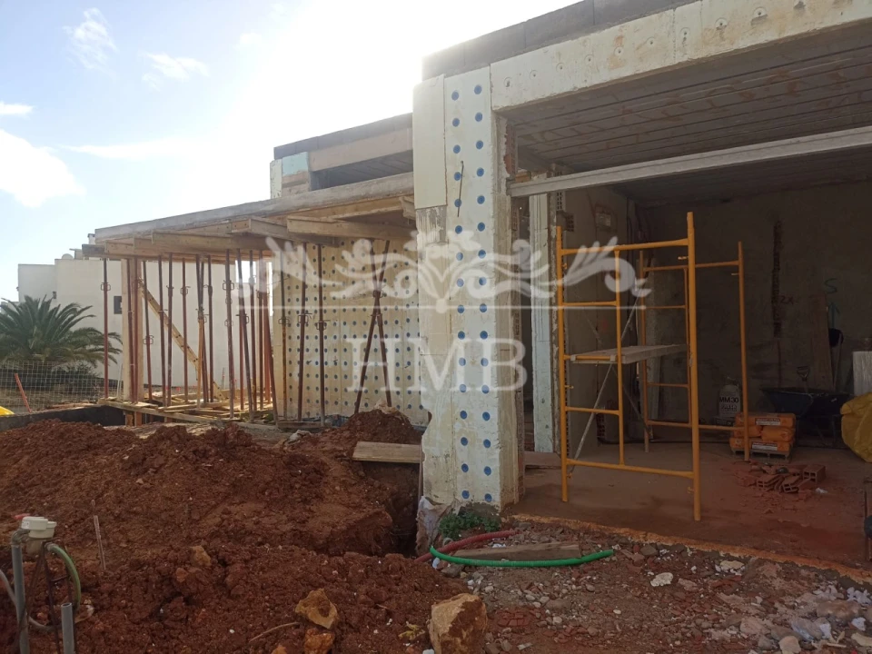 Moradia T3 para Venda em Alvor Foto 16