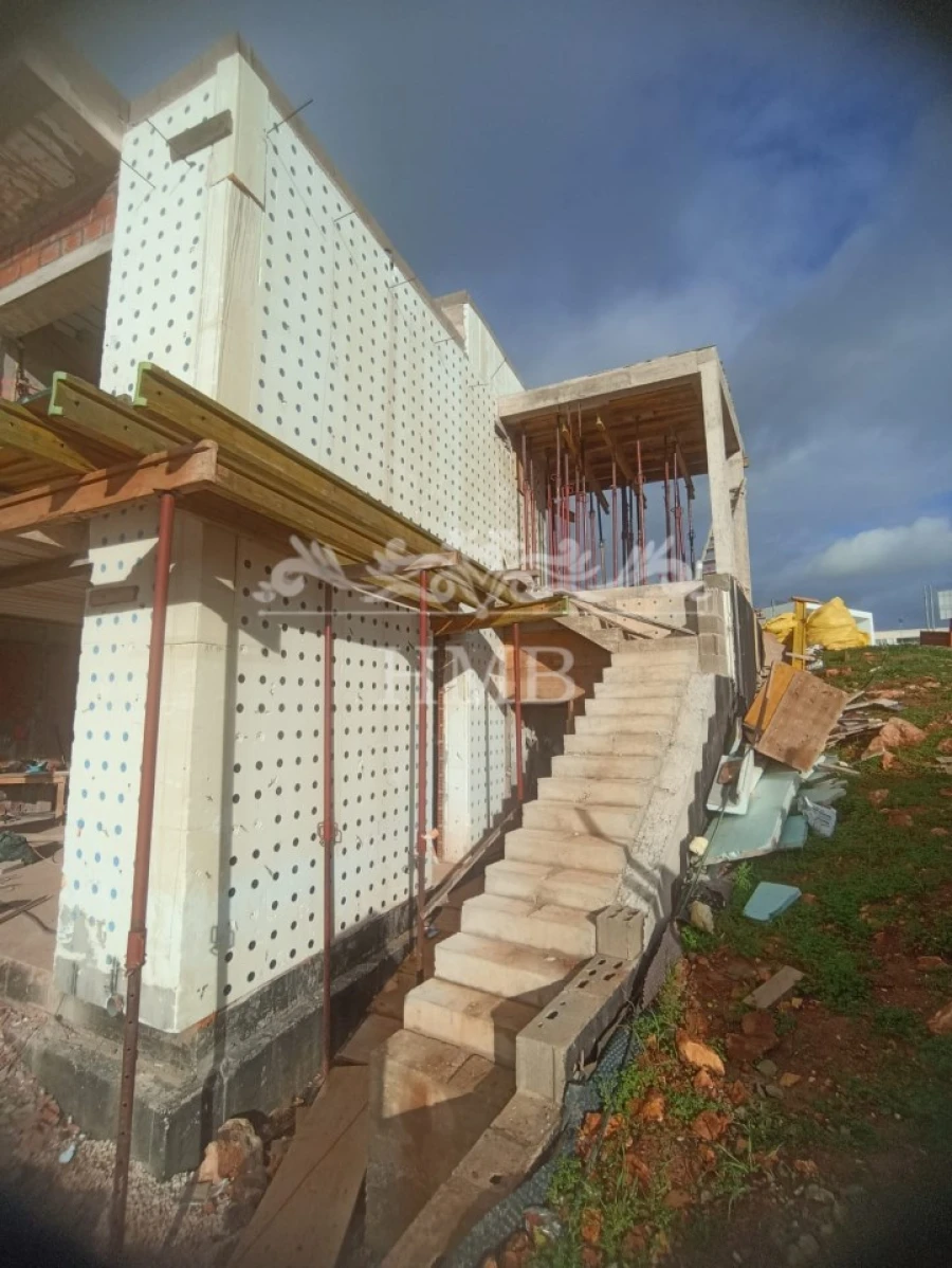 Moradia T3 para Venda em Alvor Foto 22