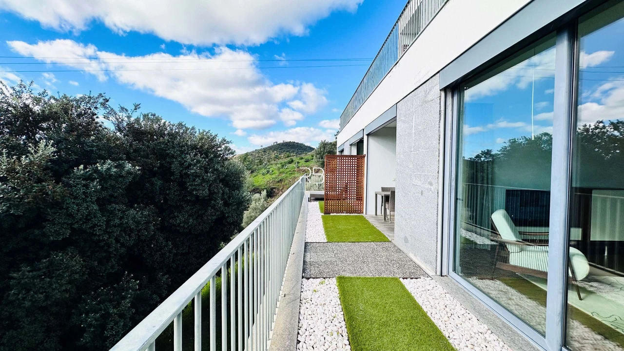 Apartamento T1 para Venda em Monchique Foto 17