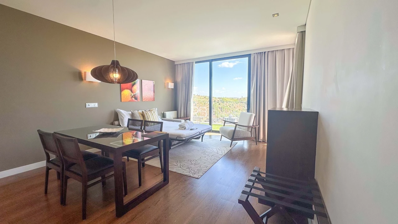 Apartamento T1 para Venda em Monchique Foto 8