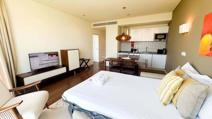 Apartamento T1 para Venda em Monchique Foto 11