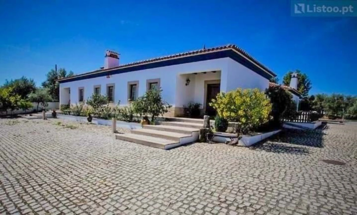 Moradia T6 para Venda em Alpalhão Foto 24