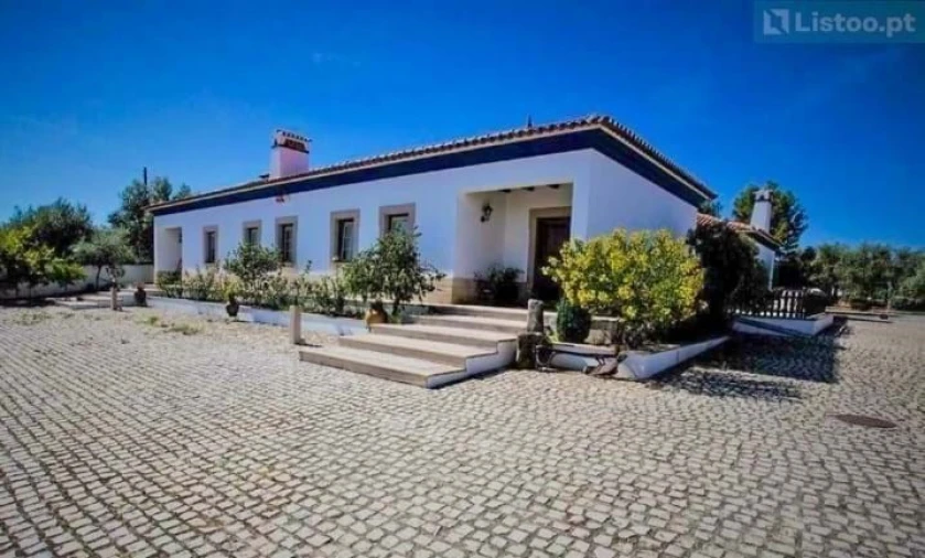 Moradia T6 para Venda em Alpalhão Foto 24