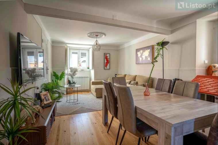 Moradia T3 para Venda em Agualva e Mira-Sintra Foto 8