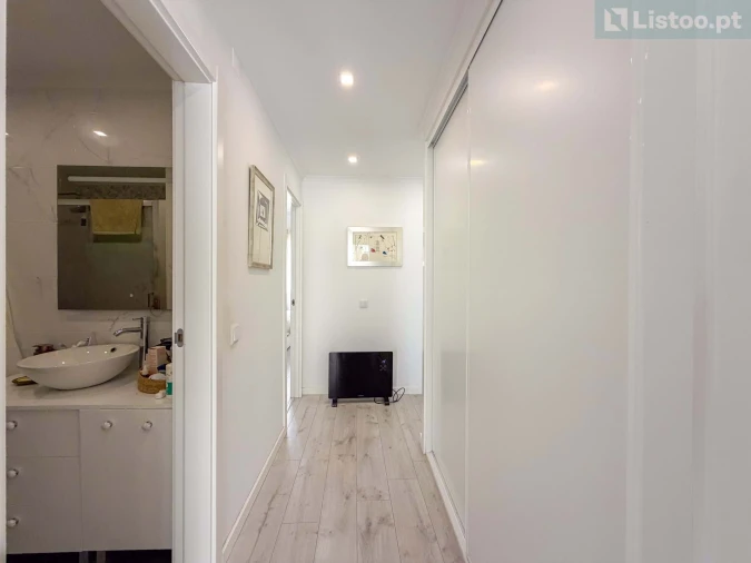 Apartamento T3 para Venda em Algés, Linda-A-Velha e Cruz Quebrada-Dafundo Foto 6