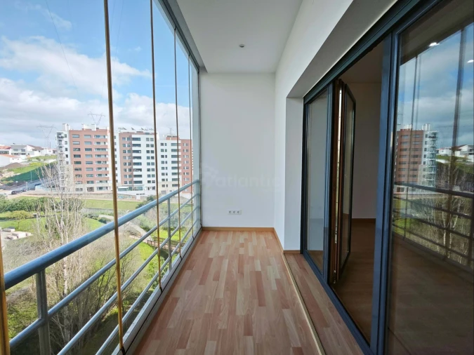 Apartamento T3 para Venda em Odivelas Foto 21