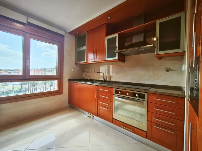 Apartamento T3 para Venda em Odivelas Foto 15