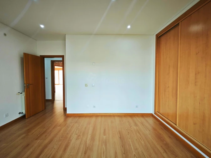 Apartamento T3 para Venda em Odivelas Foto 22