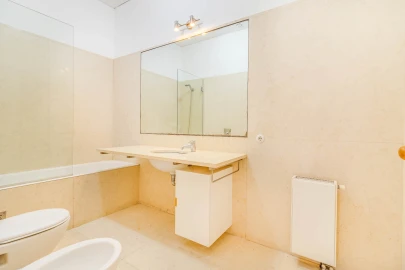 Apartamento T1 para Venda em Santa Maria Maior