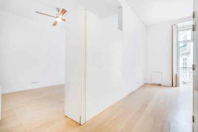 Apartamento T1 para Venda em Santa Maria Maior