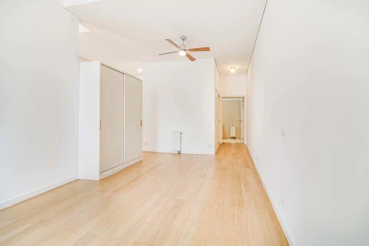 Apartamento T1 para Venda em Santa Maria Maior