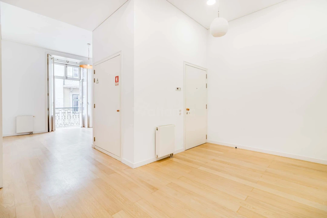 Apartamento T1 para Venda em Santa Maria Maior Foto 4