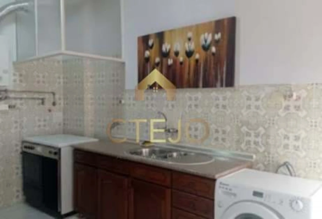 Apartamento T2 para Venda em Alverca do Ribatejo e Sobralinho Foto 4